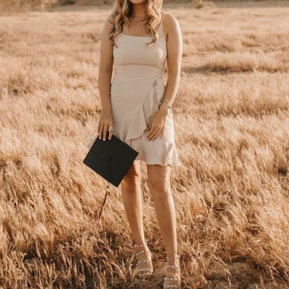 Beige Dress🤎